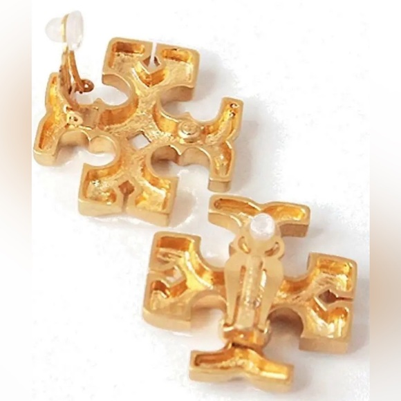 Tory Burch Authentic Bold Double T Golden Roxanne Large Clip On Stud Earrings - Picture 4 of 17